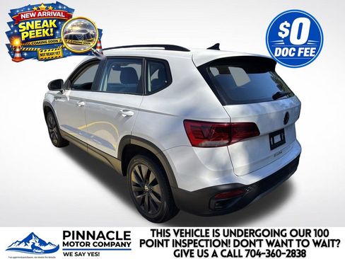 Used 2024 Volkswagen Taos S FWD image 4
