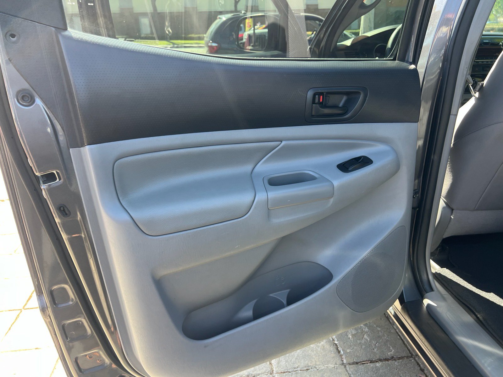 Used 2012 Toyota Tacoma PreRunner w/ TRD Sport Pkg RWD image 24