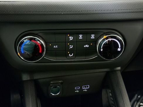 New 2026 Chevrolet TrailBlazer LS w/ LS Convenience Package AWD/4WD image 15