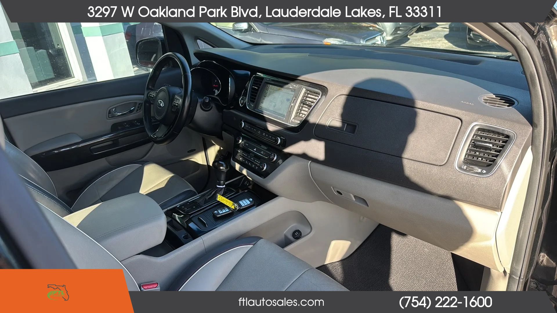 Used 2016 Kia Sedona SX FWD image 37