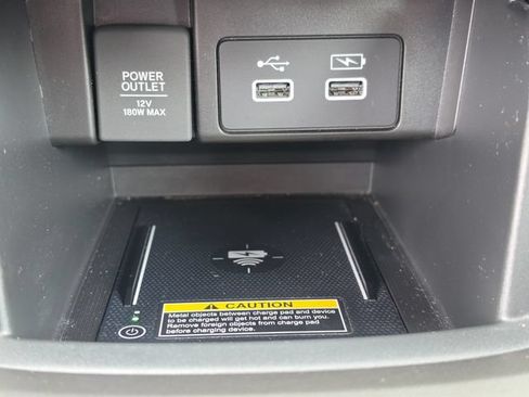 Used 2022 Honda Accord Touring image 27
