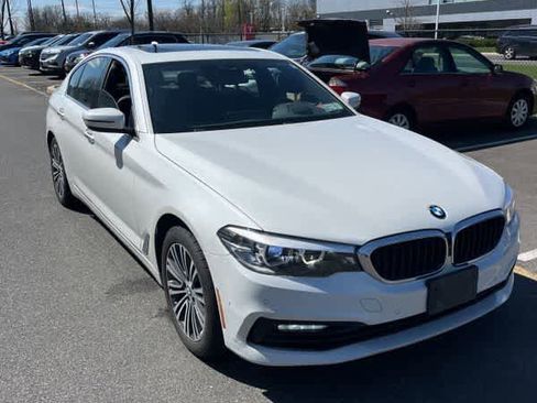 Used 2018 BMW 530i xDrive AWD/4WD image 8