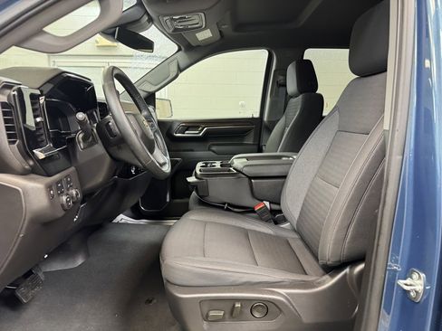 Used 2024 Chevrolet Silverado 1500 LT image 13