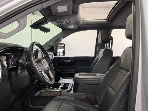 Used 2021 GMC Sierra 2500 Denali w/ Denali Ultimate Package image 30