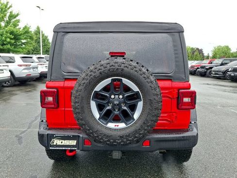 Used 2022 Jeep Wrangler Unlimited Rubicon w/ Steel Bumper Group AWD/4WD image 6