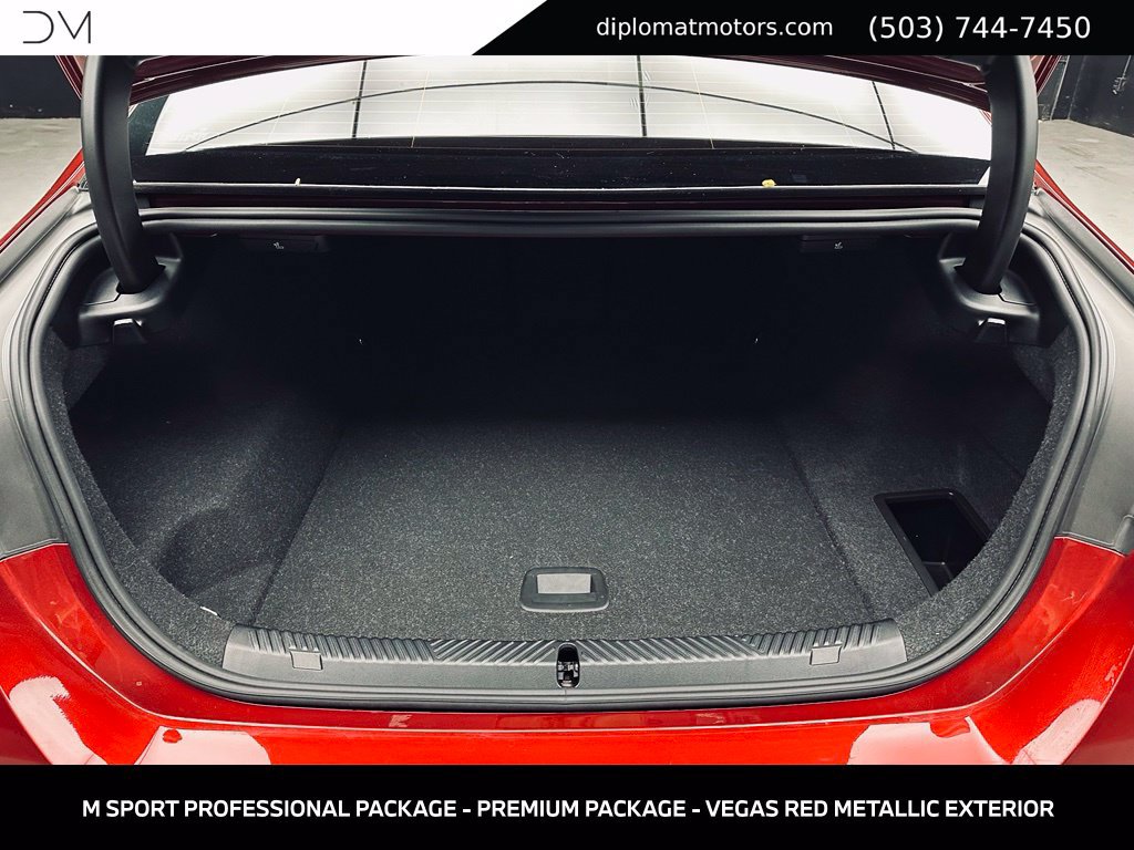 Used 2025 BMW i5 xDrive40 w/ M Sport Package AWD/4WD image 45