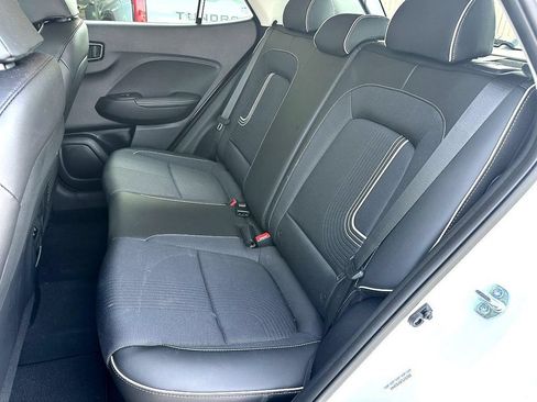 Used 2026 Hyundai Venue SEL FWD image 21