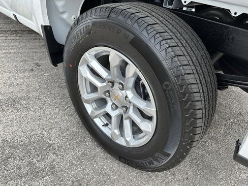 New 2025 Chevrolet Silverado 1500 LT image 9