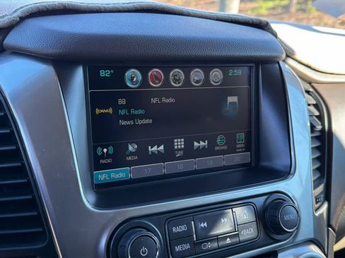 Used 2016 Chevrolet Suburban LTZ image 15