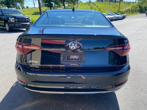 Used 2021 Volkswagen Jetta S FWD image 4