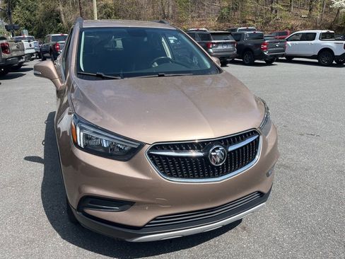 Used 2019 Buick Encore Preferred image 3