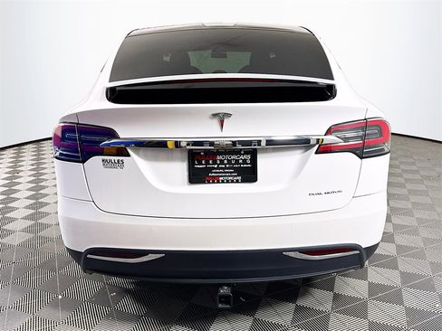 Used 2021 Tesla Model X Long Range image 6