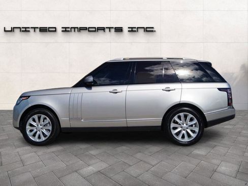 Used 2016 Land Rover Range Rover HSE image 2