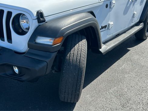 Used 2023 Jeep Wrangler Unlimited Sport AWD/4WD image 47