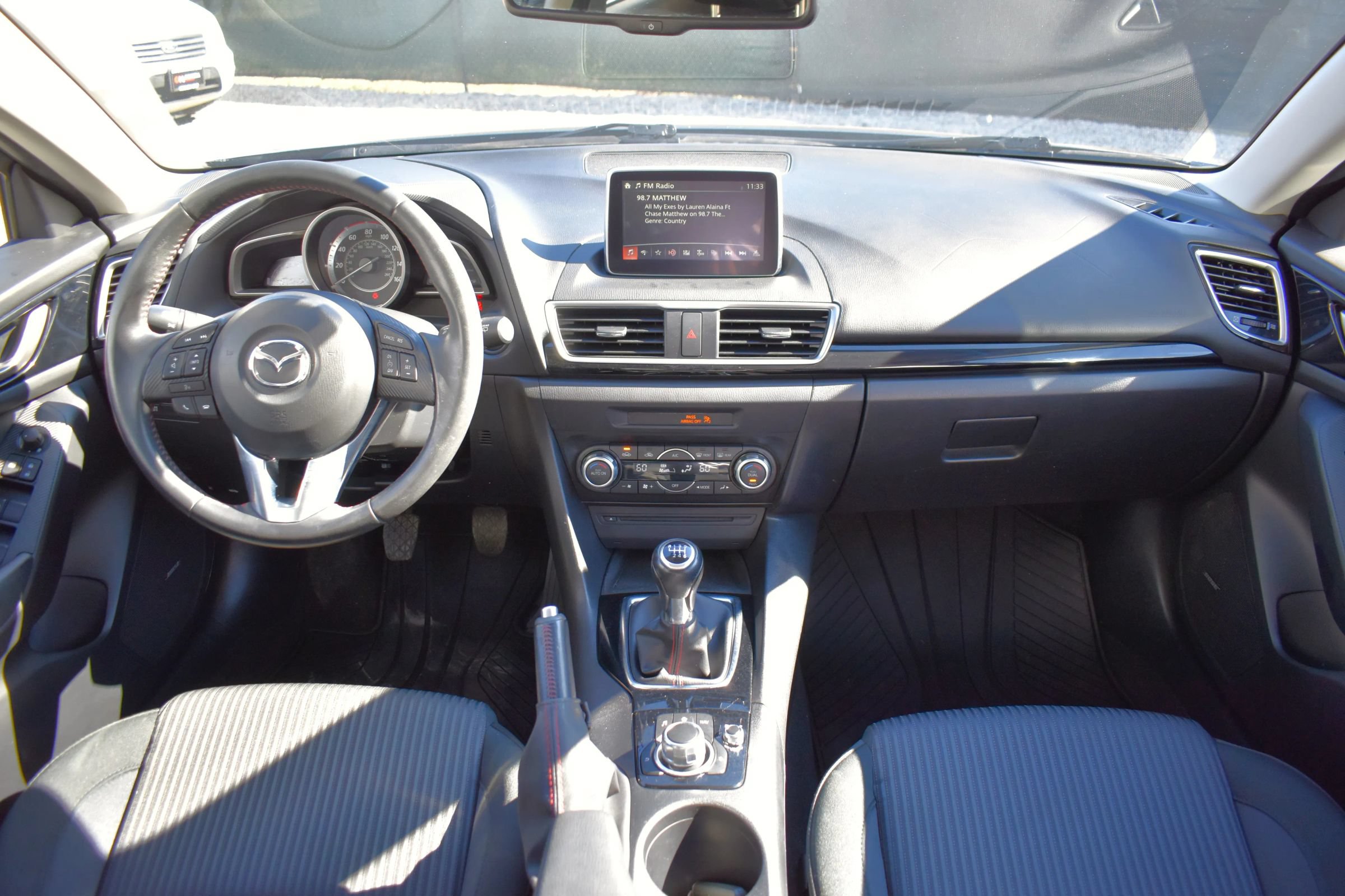 Used 2016 MAZDA MAZDA3 i Touring w/ Popular Equipment Package FWD image 14