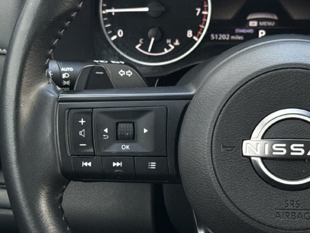 Used 2025 Nissan Pathfinder SV FWD image 12