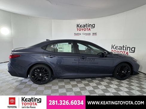 New 2026 Toyota Camry SE w/ Convenience Package FWD image 4