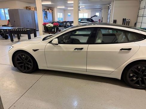 Used 2023 Tesla Model S Plaid AWD/4WD image 7