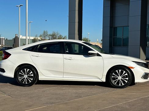 Used 2020 Honda Civic LX image 3