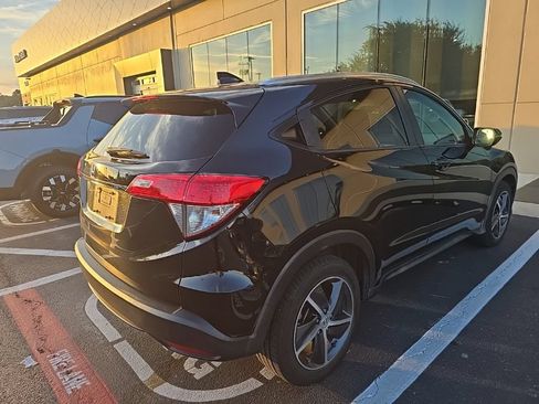 Used 2022 Honda HR-V EX image 6