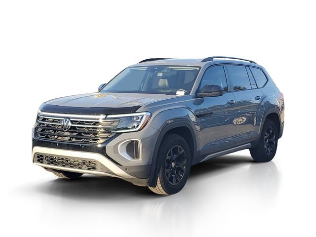Used 2024 Volkswagen Atlas Peak Edition SEL AWD/4WD image 3