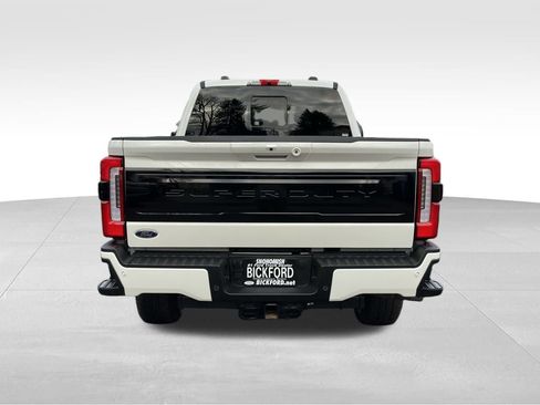 Used 2025 Ford F350 Platinum w/ FX4 Off-Road Package image 6