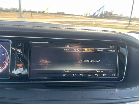 Used 2015 Mercedes-Benz S 63 AMG S 63 AMG 4MATIC image 35