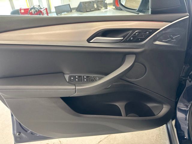 Used 2022 BMW X3 xDrive30i AWD/4WD image 19