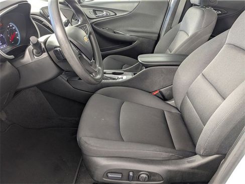 Used 2024 Chevrolet Malibu LT image 13