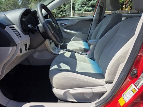 Used 2011 Toyota Corolla LE FWD image 15