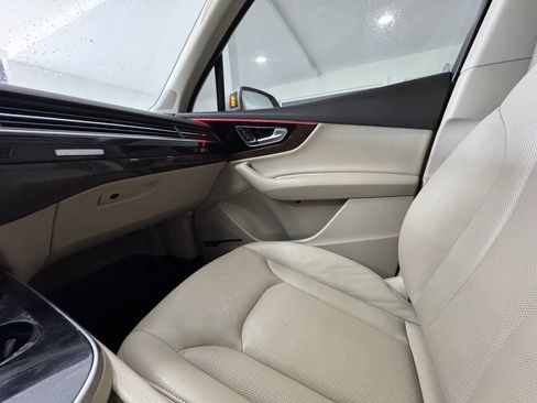 Used 2018 Audi Q7 3.0T Premium Plus AWD/4WD image 33