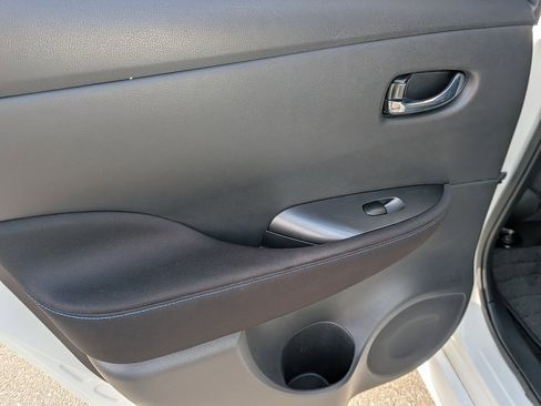 Used 2022 Nissan Leaf S Plus image 15