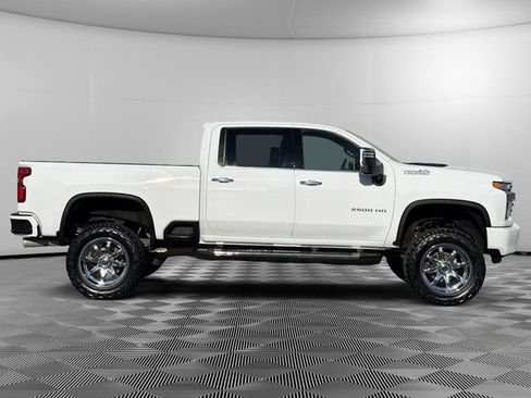 Used 2021 Chevrolet Silverado 2500 High Country w/ Z71 Off-Road Package image 3