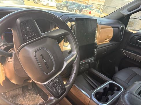 Used 2021 GMC Sierra 1500 Denali image 8