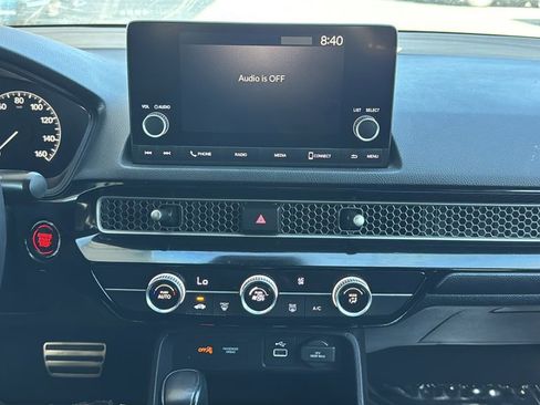 Used 2022 Honda Civic Sport image 11