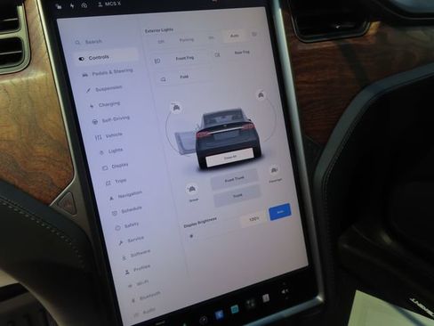 Used 2020 Tesla Model X Long Range AWD/4WD image 27