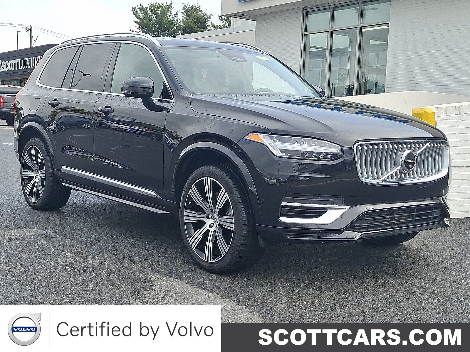 Certified 2025 Volvo XC90 T8 Plus w/ Protection Package Premier AWD/4WD image 1