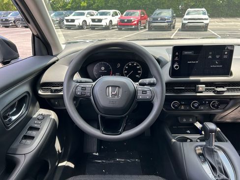 Used 2026 Honda HR-V LX image 12