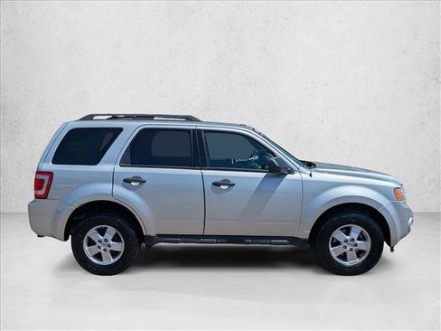 Used 2012 Ford Escape XLT AWD/4WD image 4