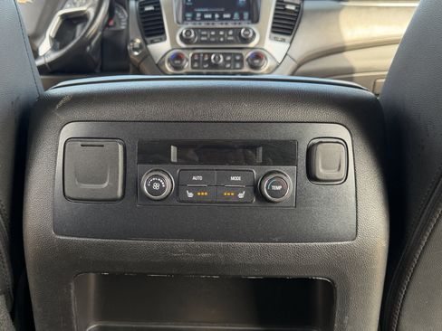 Used 2020 Chevrolet Suburban Premier image 21