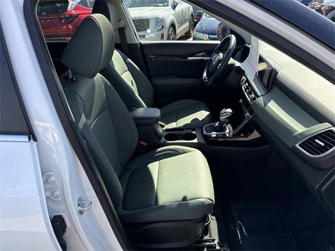 Used 2024 Kia Seltos SX image 9