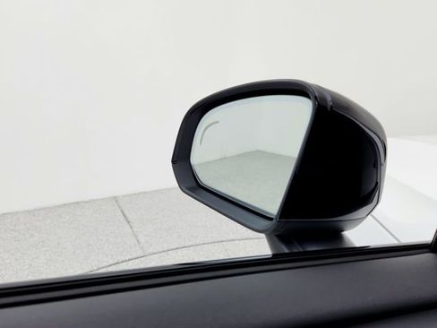 New 2026 Volvo XC40 B5 Core w/ Climate Package image 22