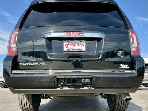 Used 2019 GMC Yukon XL Denali w/ Denali Ultimate Package image 18