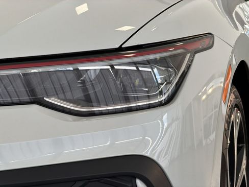 New 2026 Volkswagen GTI SE FWD image 11