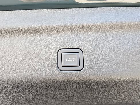 New 2026 GMC Yukon AT4 image 53