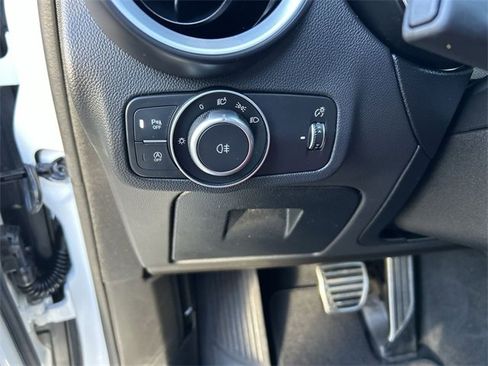 Used 2023 Alfa Romeo Stelvio Veloce image 17