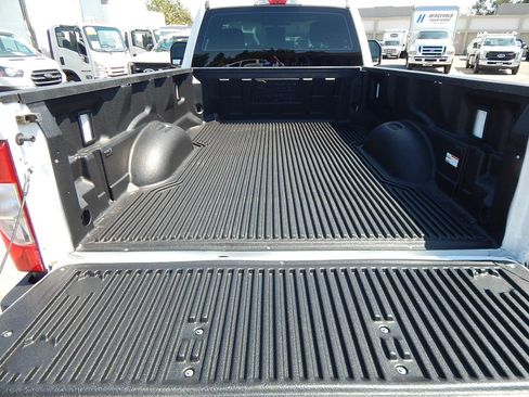 Used 2022 Ford F250 XL w/ Power Equipment Group image 11