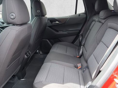 New 2026 Chevrolet Equinox LT AWD/4WD image 15