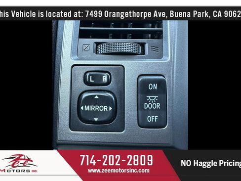 Used 2016 Toyota Sequoia SR5 w/ Premium Package image 31