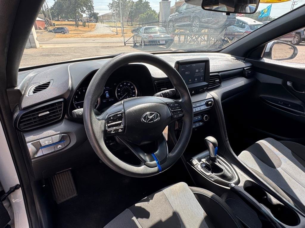 Used 2019 Hyundai Veloster 2.0 FWD image 10